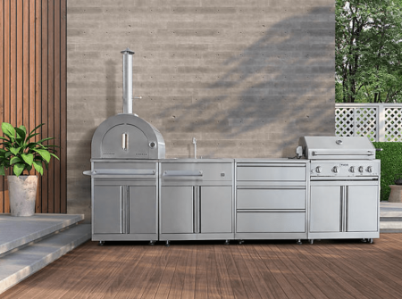 Kitchen - backyard party